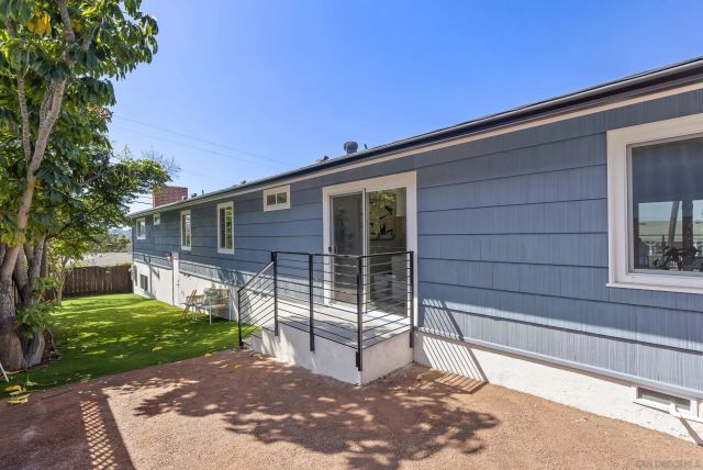 2175 Clove St, San Diego, CA 92106