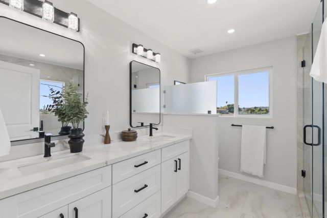 2175 Clove St, San Diego, CA 92106