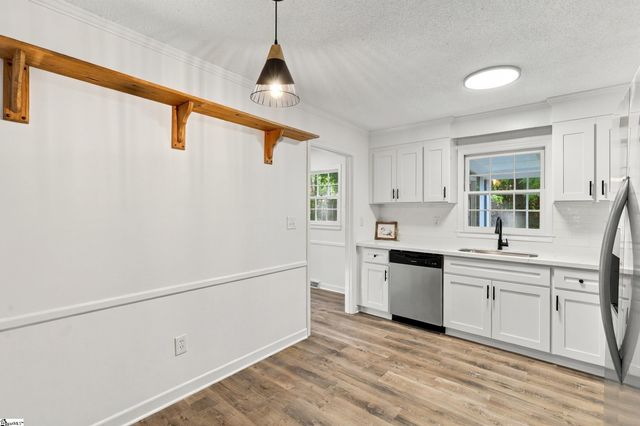 105 Vicksburg Court, Simpsonville, SC 29681