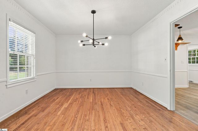 105 Vicksburg Court, Simpsonville, SC 29681