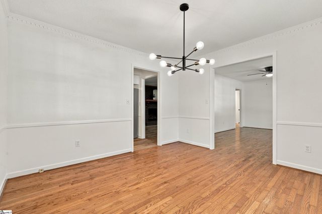 105 Vicksburg Court, Simpsonville, SC 29681