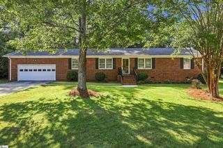105 Vicksburg Court, Simpsonville, SC 29681
