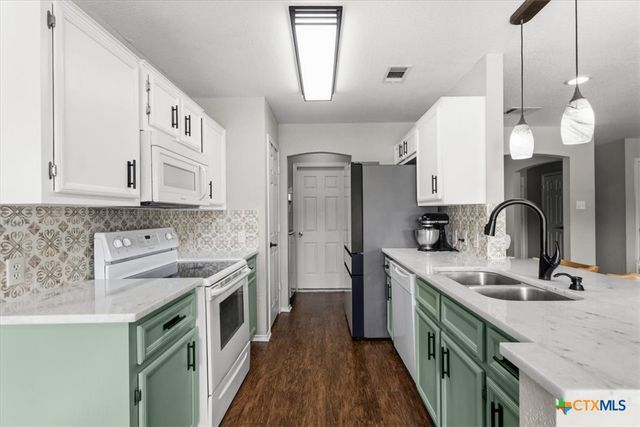 4306 Captain Drive, Killeen, TX 76549