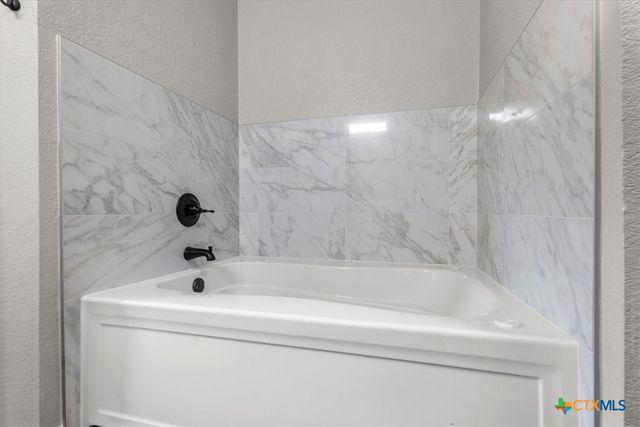 4306 Captain Drive, Killeen, TX 76549