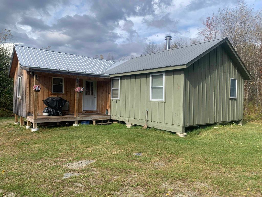 393 G P Loop, Clarksville, NH 03592