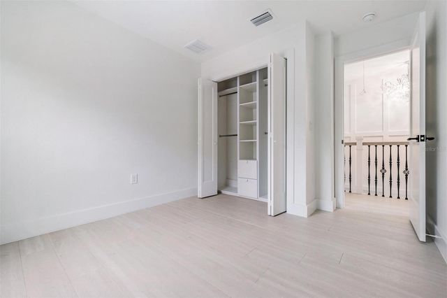 3924 W GRANADA STREET, Tampa, FL 33629