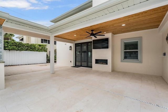 3924 W GRANADA STREET, Tampa, FL 33629