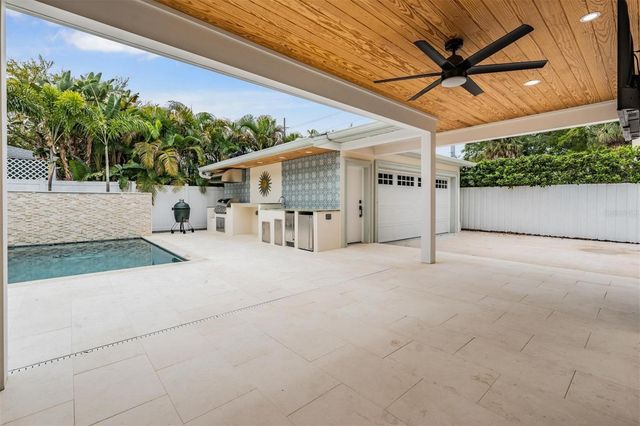 3924 W GRANADA STREET, Tampa, FL 33629