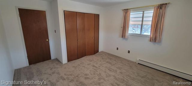 20870 Wildwood 221, Harper Woods, MI 48225