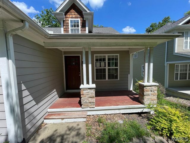 808 Meade Avenue, Edwardsville, IL 62025