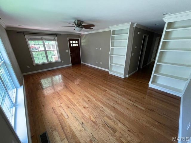 808 Meade Avenue, Edwardsville, IL 62025