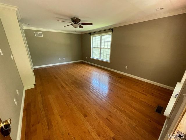 808 Meade Avenue, Edwardsville, IL 62025