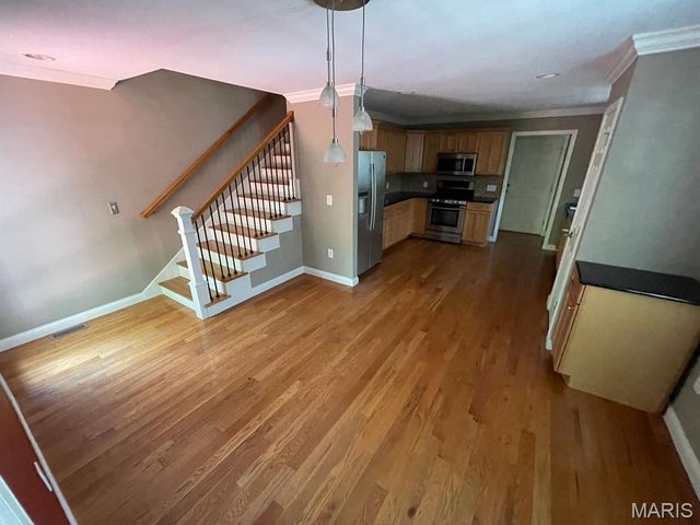 808 Meade Avenue, Edwardsville, IL 62025
