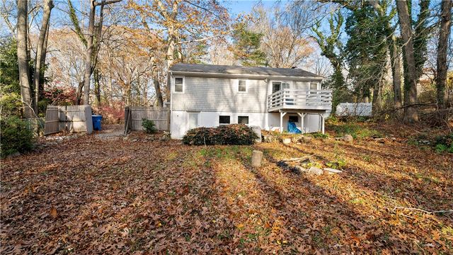 42 Ledgewood Road, South Kingstown, RI 02881