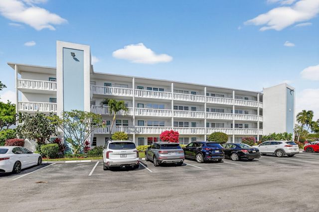 2074 Cambridge D, Deerfield Beach, FL 33442