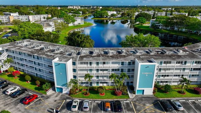 2074 Cambridge D, Deerfield Beach, FL 33442