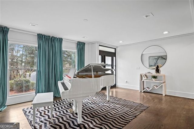 6260 River Overlook. Drive, Atlanta, GA 30328