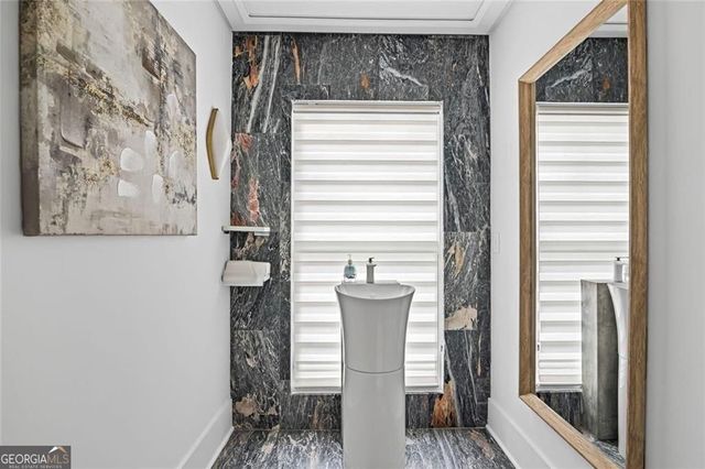 6260 River Overlook. Drive, Atlanta, GA 30328