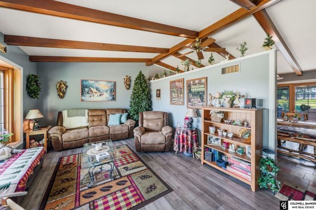 1221 Beechcraft Road, Lincoln, NE 68527