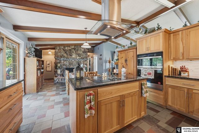 1221 Beechcraft Road, Lincoln, NE 68527