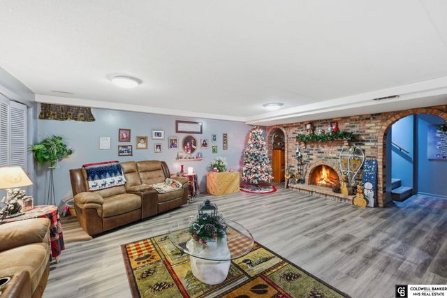1221 Beechcraft Road, Lincoln, NE 68527