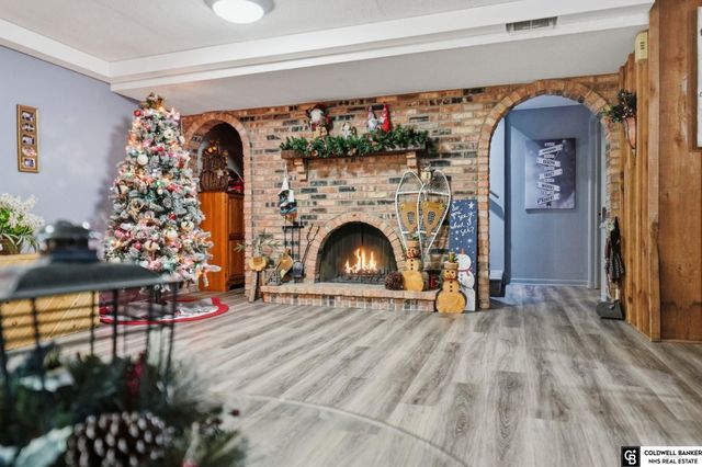 1221 Beechcraft Road, Lincoln, NE 68527