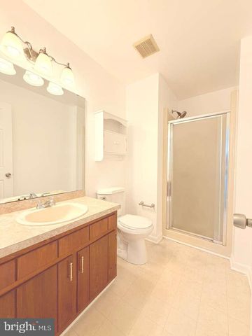 33 PARK PL, Lovettsville, VA 20180