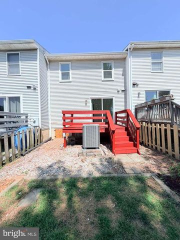 33 PARK PL, Lovettsville, VA 20180