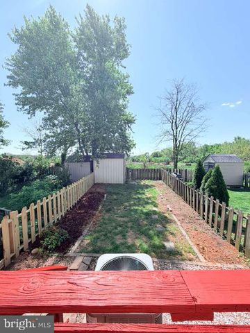 33 PARK PL, Lovettsville, VA 20180