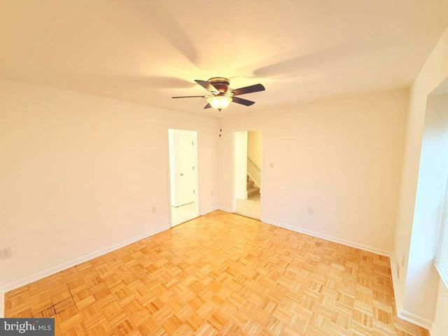 33 PARK PL, Lovettsville, VA 20180
