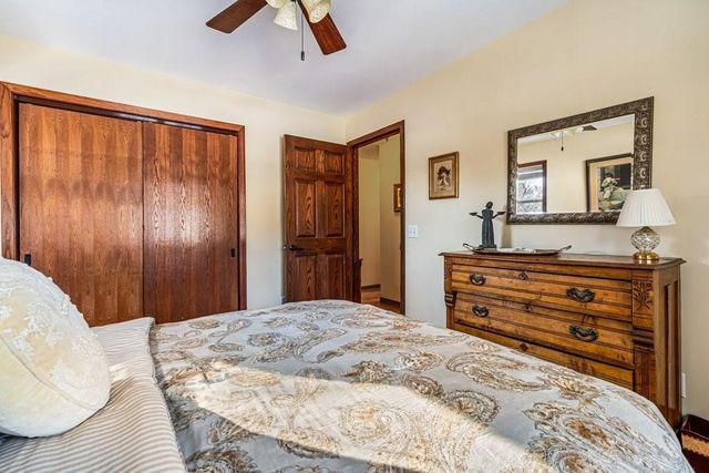 1628 Old English Road, Altoona, WI 54720