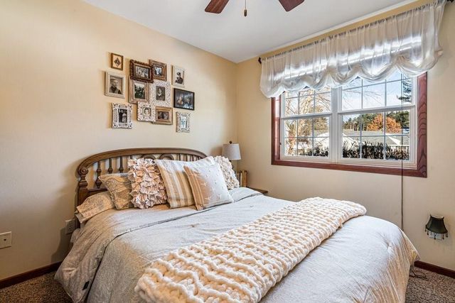 1628 Old English Road, Altoona, WI 54720