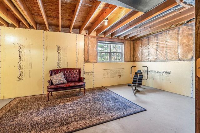 1628 Old English Road, Altoona, WI 54720