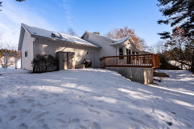 1628 Old English Road, Altoona, WI 54720