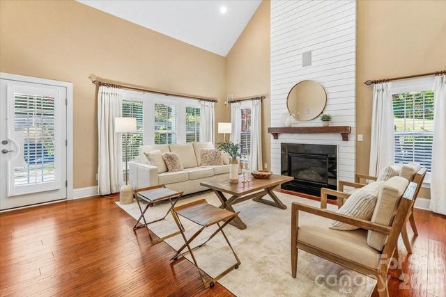 5125 Pansley Drive, Charlotte, NC 28226