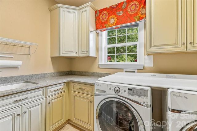 5125 Pansley Drive, Charlotte, NC 28226