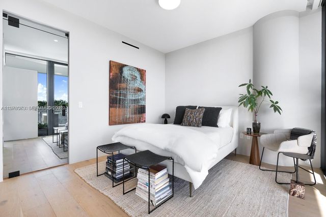 8701 Collins Avenue 404, Miami Beach, FL 33154