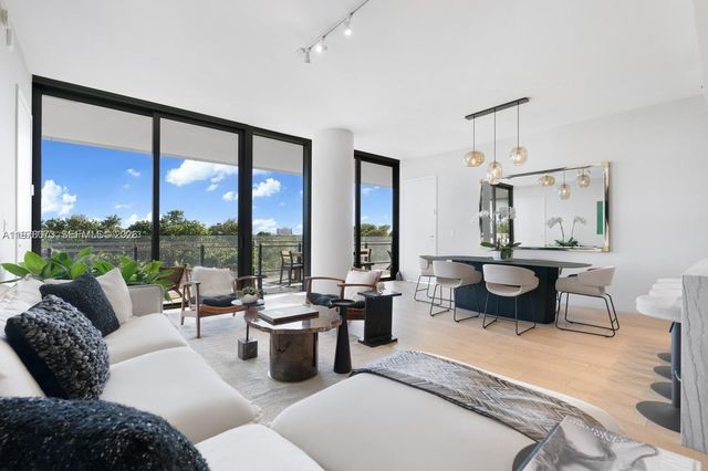 8701 Collins Avenue 404, Miami Beach, FL 33154