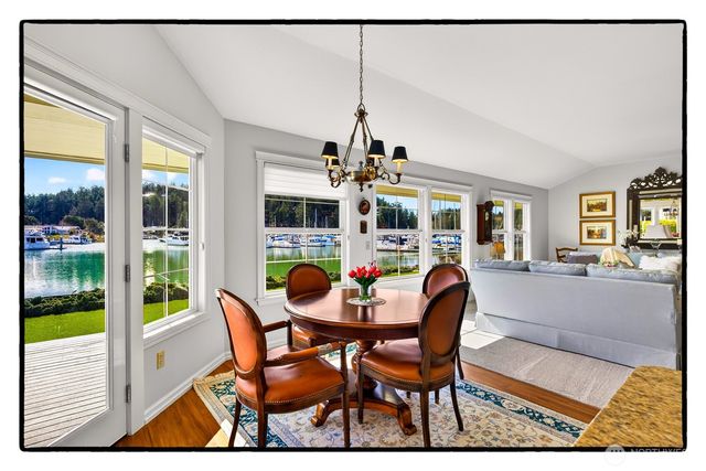 193 Salish Place, La Conner, WA 98257