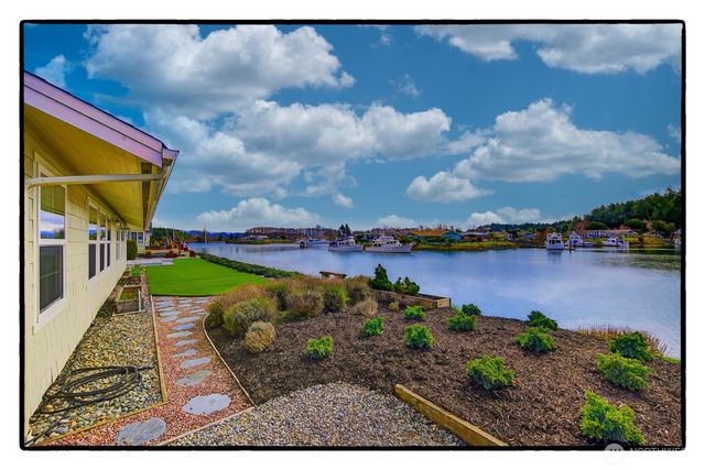 193 Salish Place, La Conner, WA 98257