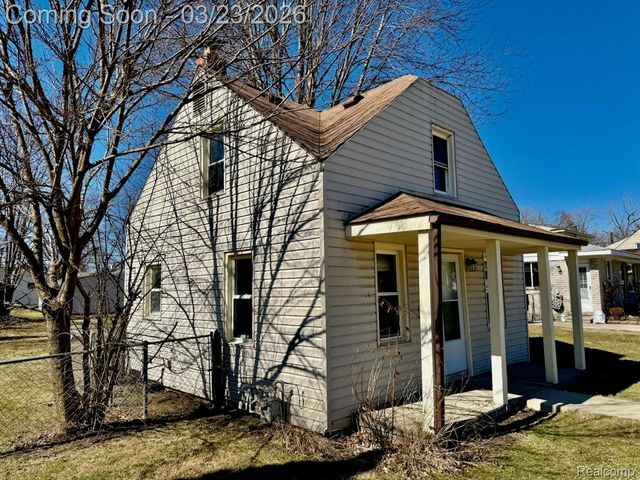 12111 Leverne, Redford Charter Township, MI 48239