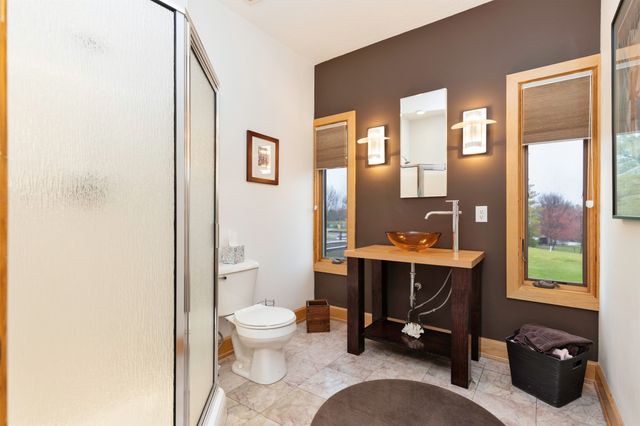 5682 Long Meadow Court, Johnston, IA 50131