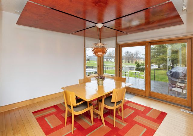 5682 Long Meadow Court, Johnston, IA 50131