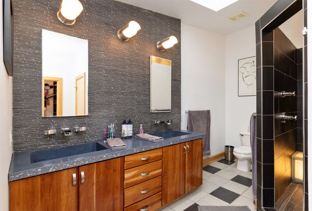 5682 Long Meadow Court, Johnston, IA 50131