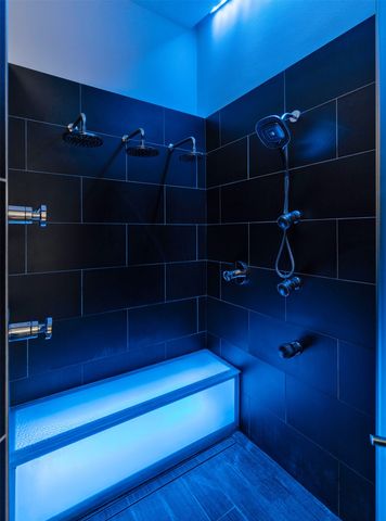 5682 Long Meadow Court, Johnston, IA 50131