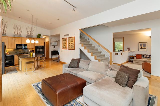 5682 Long Meadow Court, Johnston, IA 50131