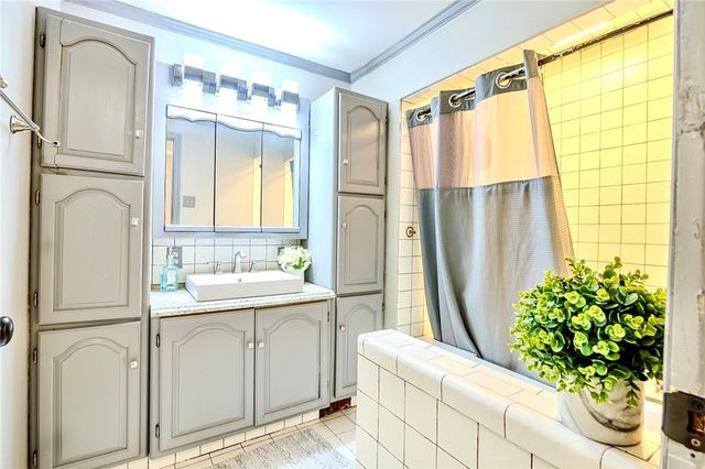 384 Union St, Uniontown, PA 15401