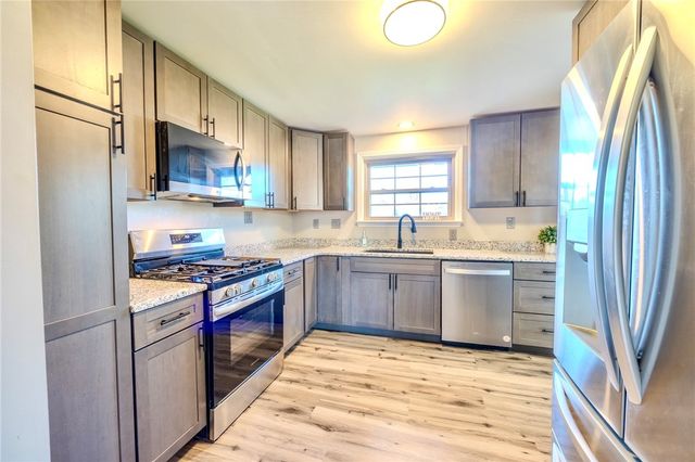 384 Union St, Uniontown, PA 15401