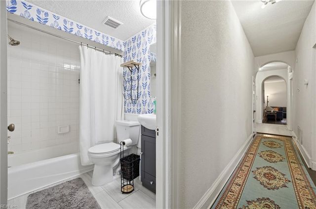 1015 Colonial Ave Apt 4, Norfolk, VA 23507