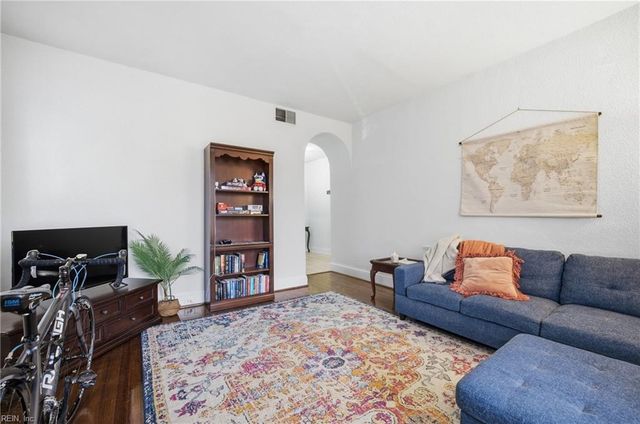 1015 Colonial Ave Apt 4, Norfolk, VA 23507